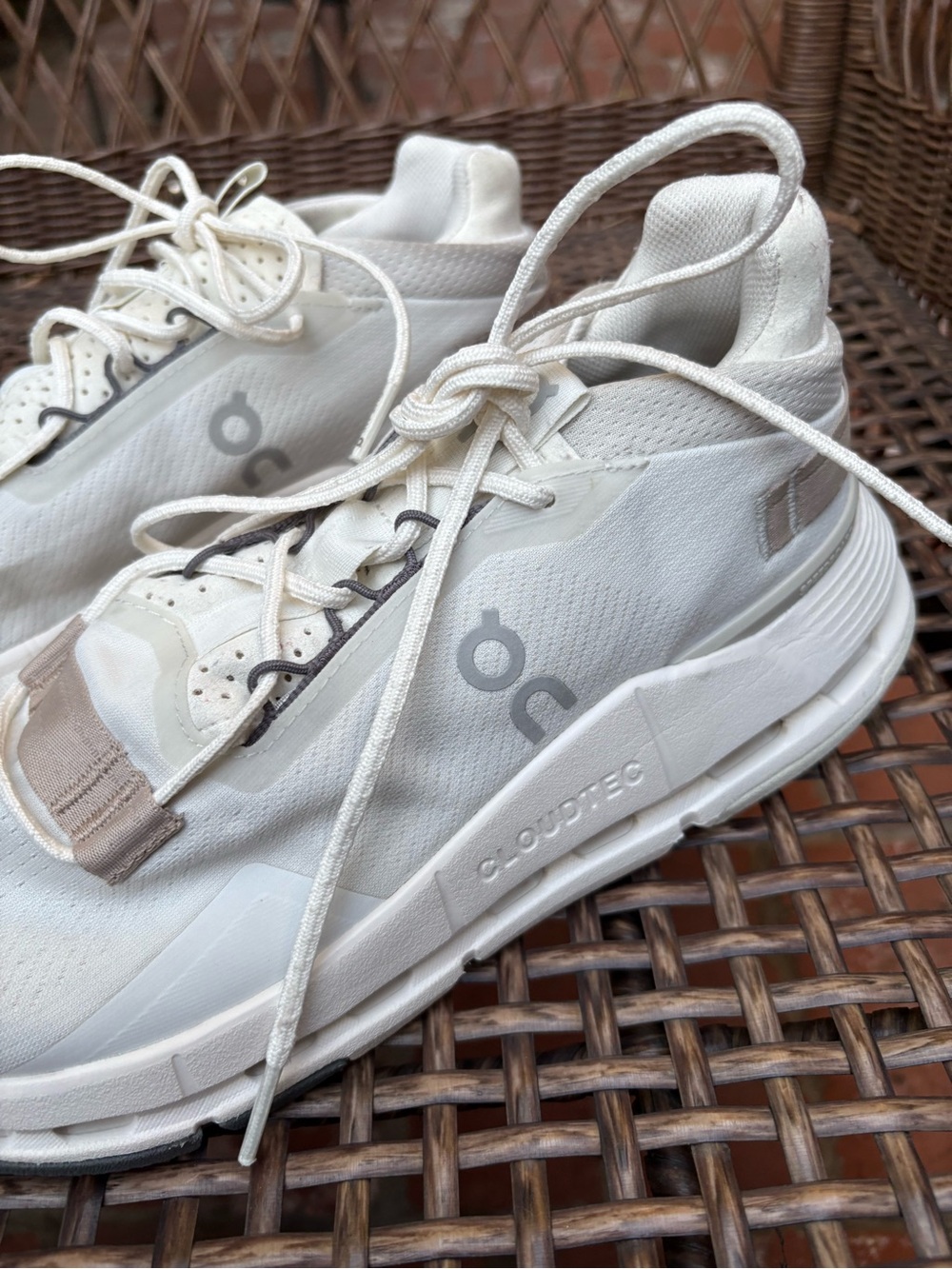 On Cloudnova 2 Sneakers in Ice/Sand NEW - Picture 7 of 11